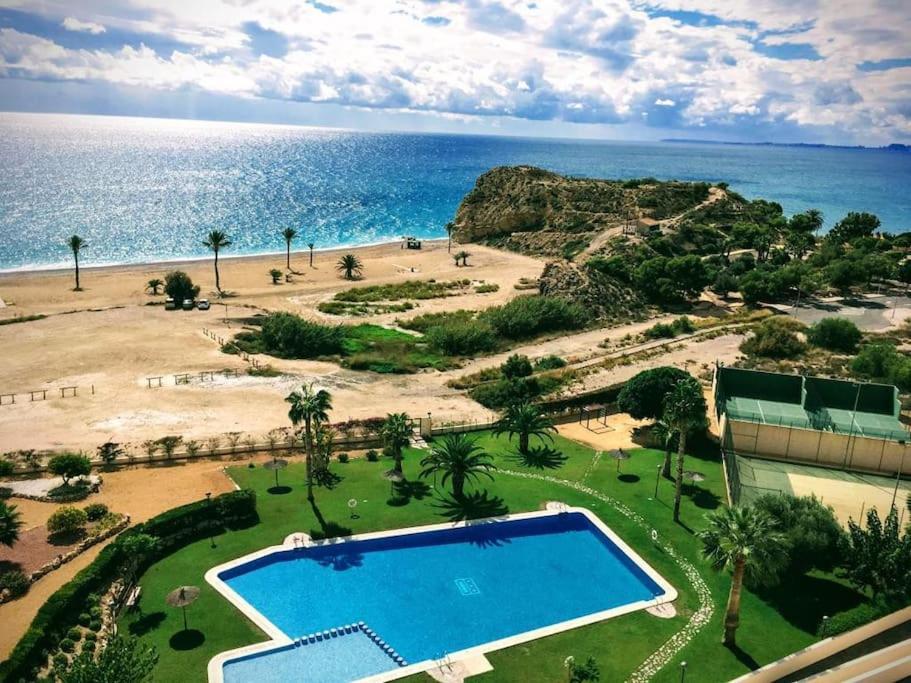 Top-Floor Beachfront Apartment With Parking, Pool, & Spacious Sea-View Balcony La Vila Joiosa Extérieur photo